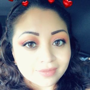 Meet your Posher, Mayra